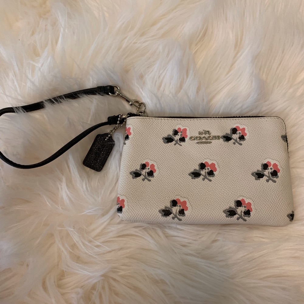 white coach wristlet